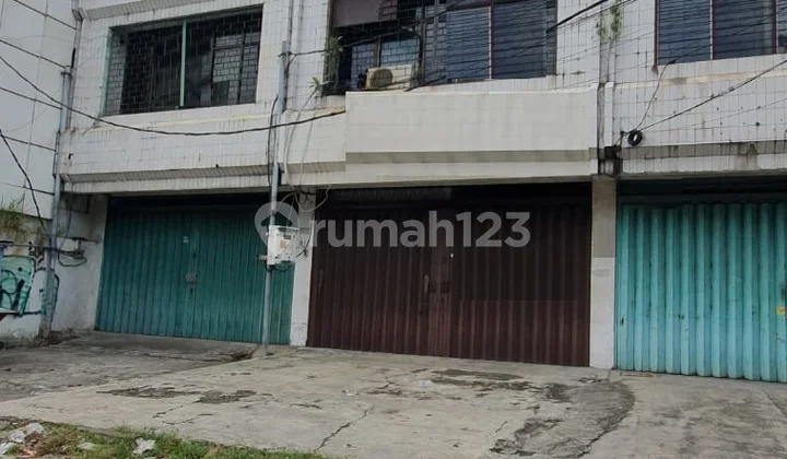 Disewakan Ruko Strategis di Jalan Kranggan Surabaya Pusat Disewakan Ruko Strategis di Jalan Kranggan Surabaya Pusat