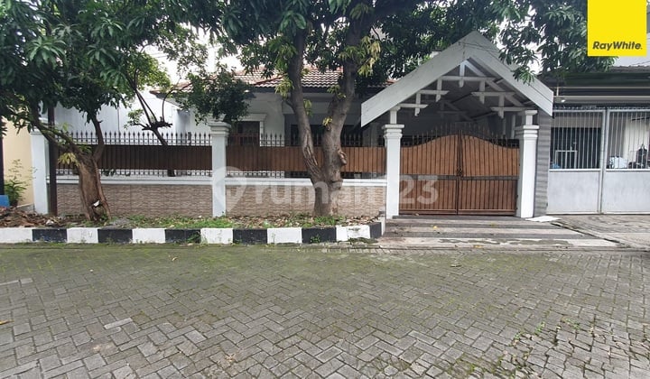 For Sale House on Rungkut Mapan Utara Street, Surabaya For Sale House on Rungkut Mapan Utara Street, Surabaya