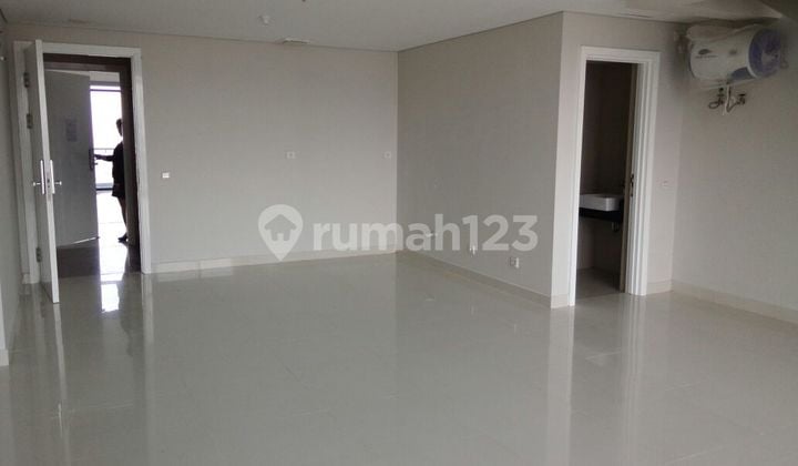 For Sale Soho Skyloft Apartment at Ciputra World Surabaya For Sale Soho Skyloft Apartment at Ciputra World Surabaya