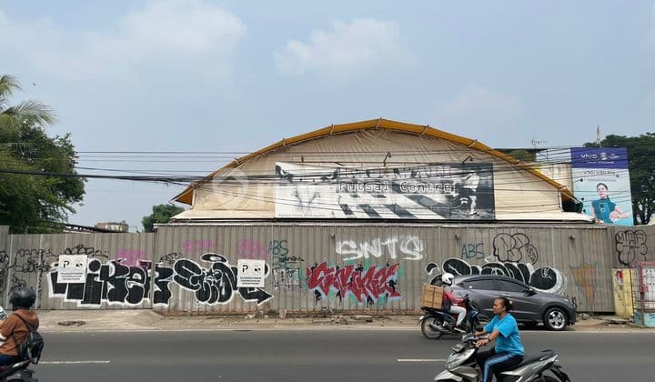 Commercial Land with Strategic Location on the Side of Hasyim Ashari Main Road, Cipondoh, Tangerang