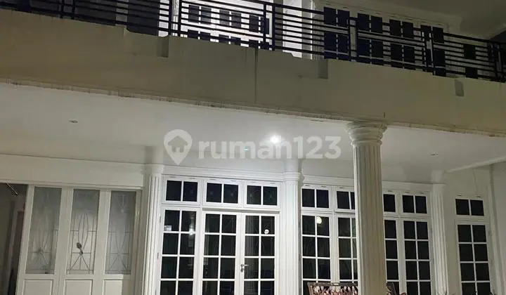 Dijual Rumah Ex Kantor di Menteng Jakpus