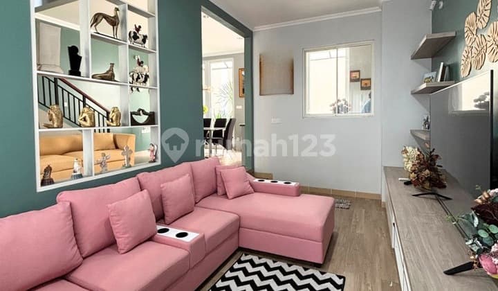 Rumah Cantik Siap Huni Full Furnished di Cluster Flamingo, Gading Serpong - Tangerang