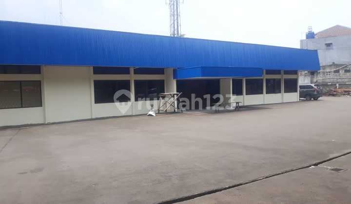 Well-Maintained Warehouse Strategic Location One Step to Tb Simatupang Toll Road in Pasar Rebo, East Jakarta
