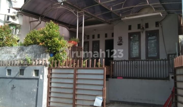 Dijual Rumah Komplek Joglo Jakarta Barat