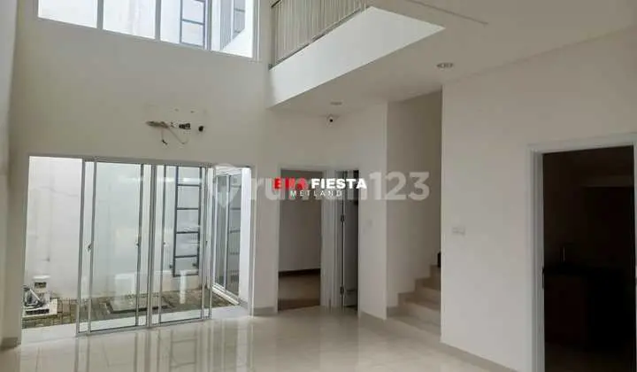 Disewakan Rumah Dirivera Metland Puri Murah