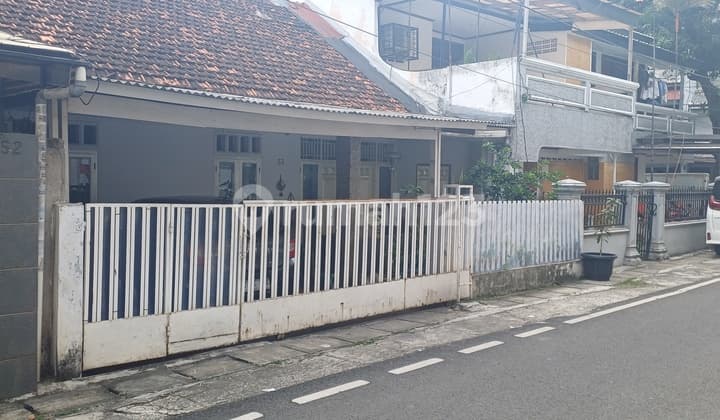 Bendungan Hilir Tengah Kota Jakarta