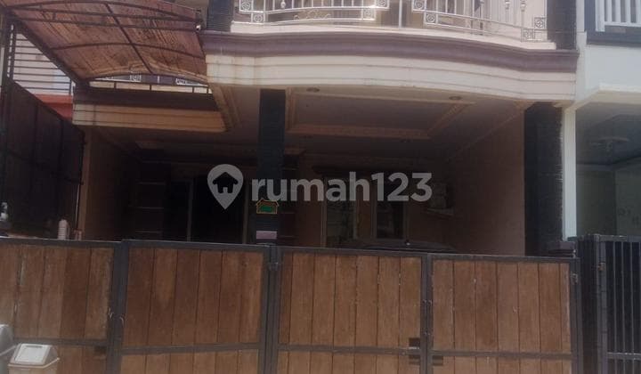 Rumah Siap Huni di Taman Puspa Harapan Indah Bekasi