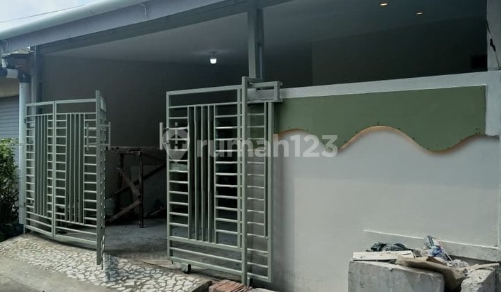 Rumah Bagus Siap Huni di Perumnas 3 Aren Jaya Bekasi Timur