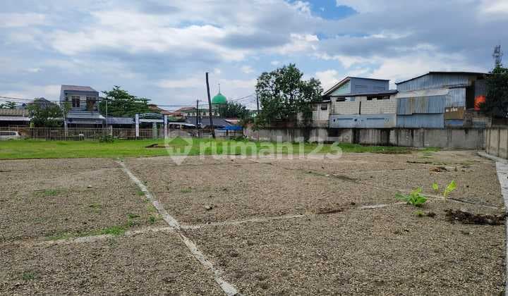 Land on the roadside suitable for business in Duren Jaya, East Bekasi.
