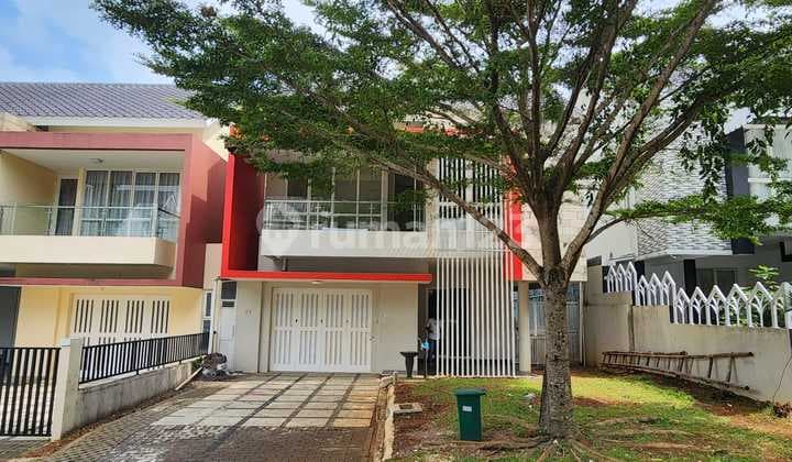 Cool and Lush House in Sentul City Bogor