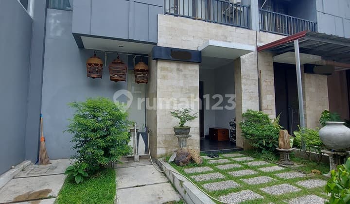House in Premier Riviera Rawamangun East Jakarta