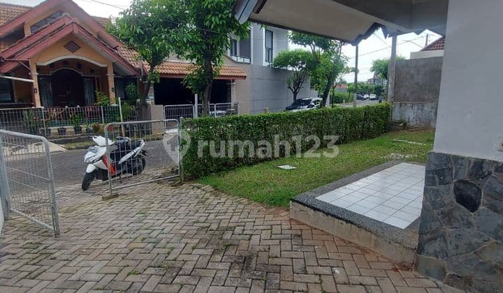 Rumah Luas Harga Bagus di Kemang Pratama 2 Bekasi