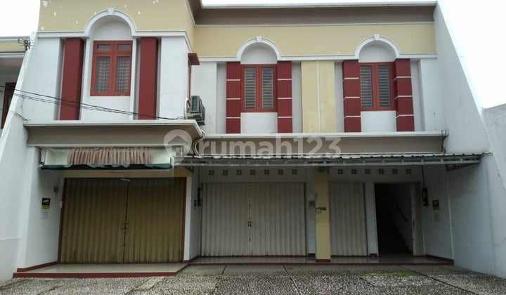 Ruko di Dalam Perumahan Dekat Stasiun dan Pintu Tol Grand Wisata Bekasi