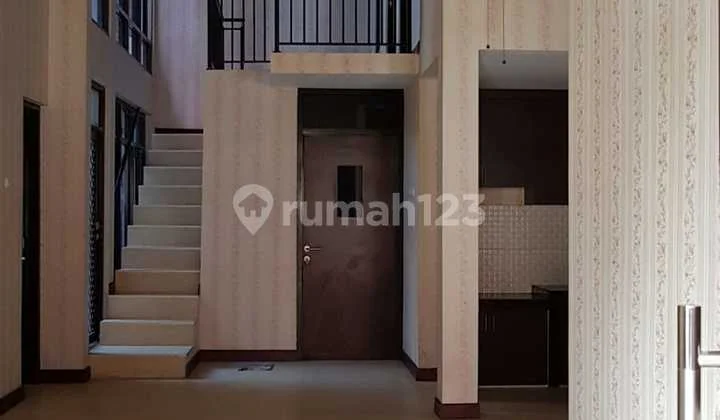 Rumah Minimalis di Malaka Country Estate Jakarta Timur