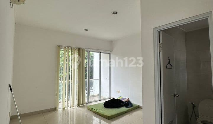 Quickly for Rent: 2-Story House in Boulevard