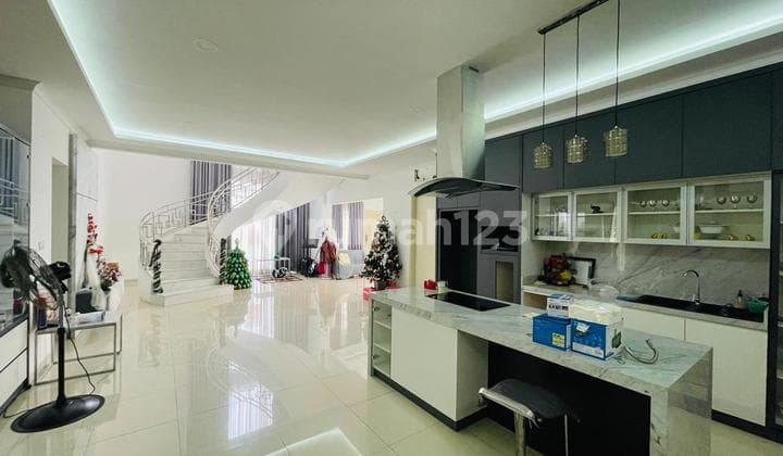 Goldfinch The Spring Gading Serpong Corner House Semi-Furnished