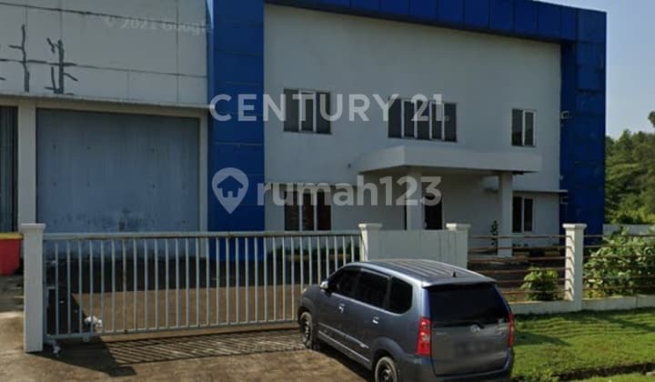 Factory/Warehouse in Industrial Area For Rent