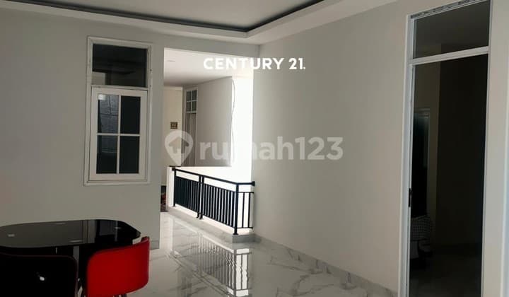 RUMAH MESS MESAN SEMI FURNISH SIAP HUNI DI LIPPO CIKARANG