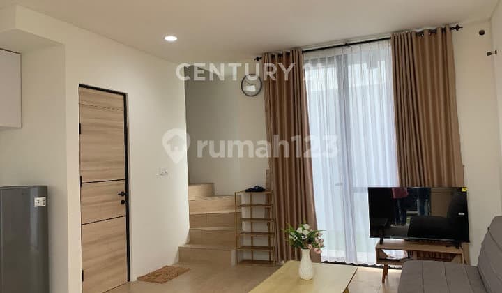 Rumah Cendana Dekat Deltamas Lippo Cikarang Semi Furnished