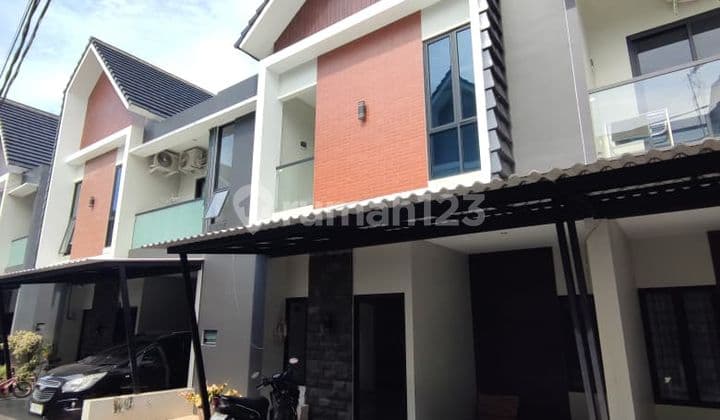 Rumah Siap Huni Dekat Arundina Ciracas Jakarta Timur