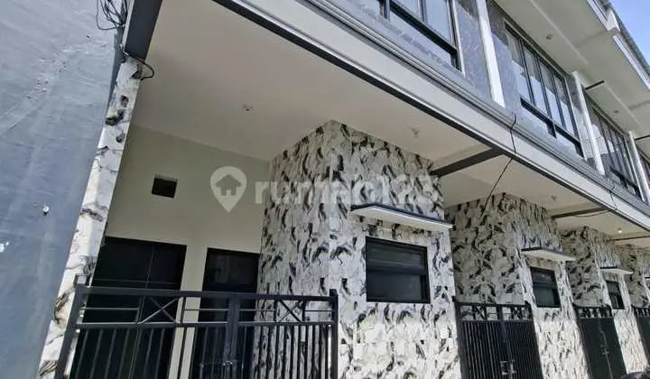 Rumah Lebak Arum Dekat Pantai, Baru, Bahan Galvalum dan Aluminium