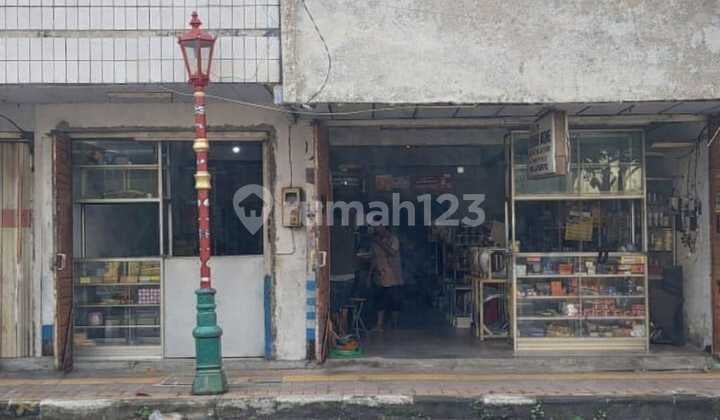 Dijual Ruko 3.5 Lantai di Kota Mojokerto.