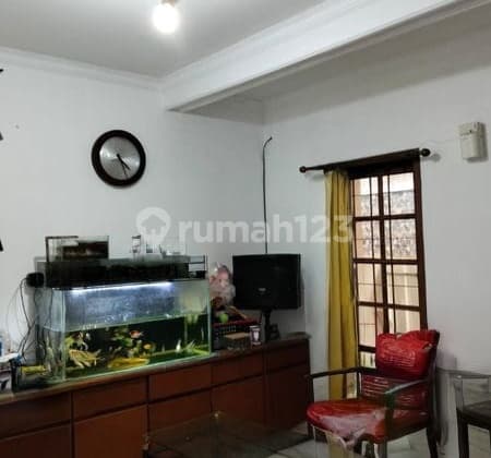 Dijual Rumah Di Tanjung Duren Jakarta Barat