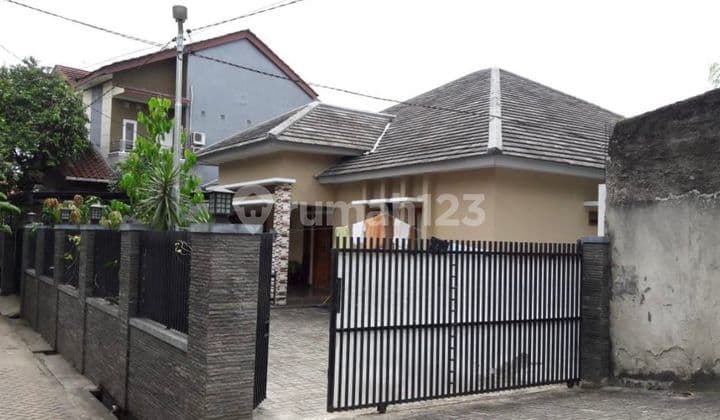 Dijual Rumah + Kontrakan 6 Pintu Chairil Anwar Kreo Larangan Tangerang