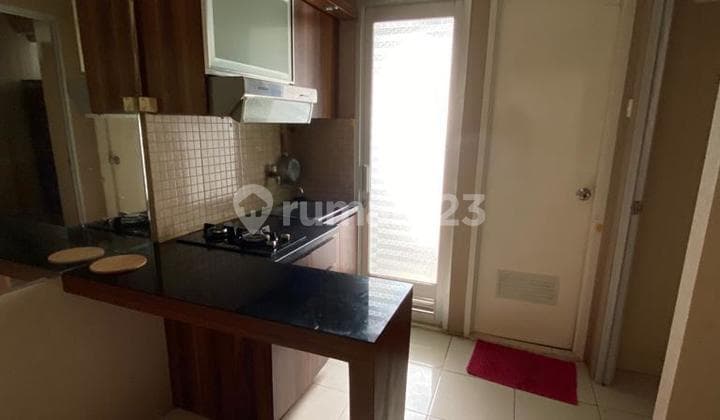 Apartemen C 2 Kamar Tidur Semi Furnished Bagus