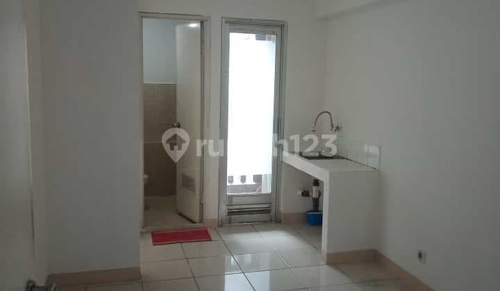 Apartemen A 2 Kamar Tidur Unfurnished Bagus