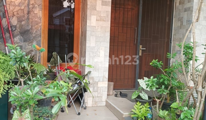 Jual Rumah Murah 2 Lantai di Graha Bintaro Siap Pakai