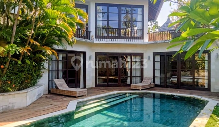 For Rent - 2 Bedroom Villa In Seminyak