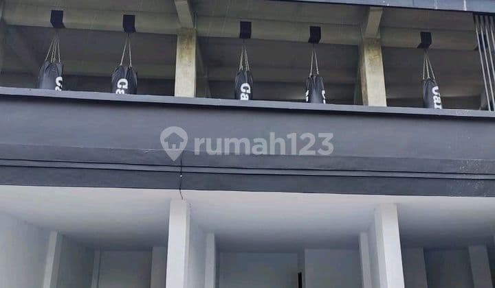 Shop House For Rent (4mx10m) Canggu