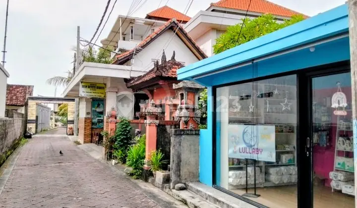 Toko Luas 8M2 Batu Bolong Canggu