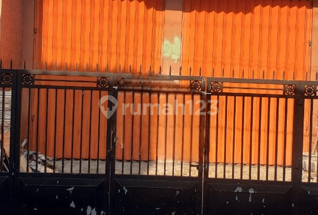 Semi Warehouse Store, Larangan Market, Sidoarjo