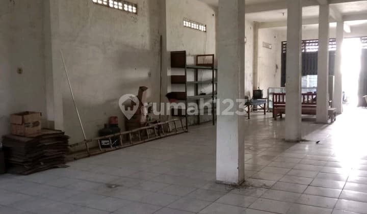 2-story shophouse strategies, 0 main road Tulangan, water resources