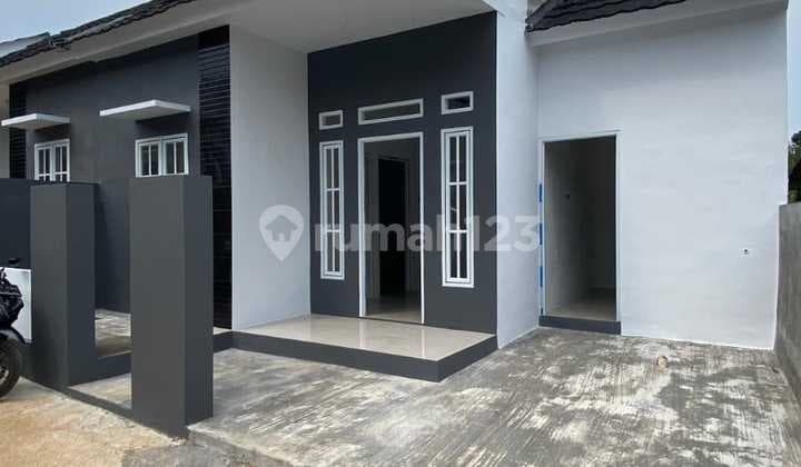 Rumah Siap Huni Akses Mobil Dekat Stasiun