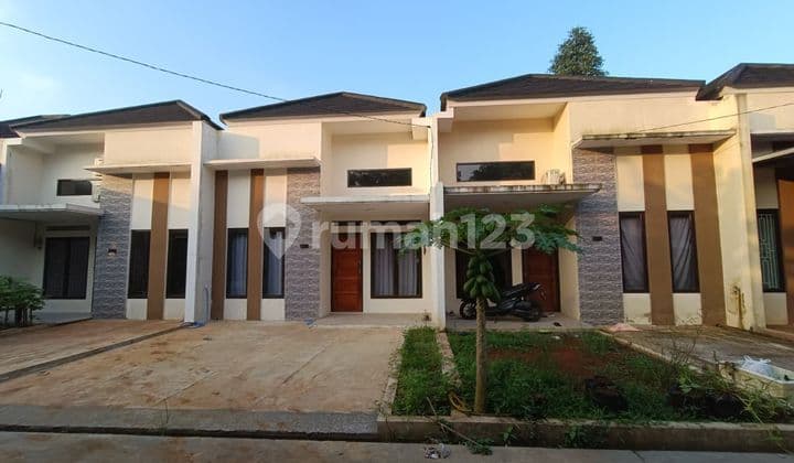 Rumah Dijual Siap Huni Legalitas SHM Dekat Stasiun Bebas Banjir