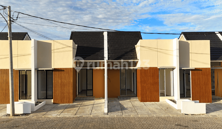 Rumah Dekat Toll Dan Bebas Banjir