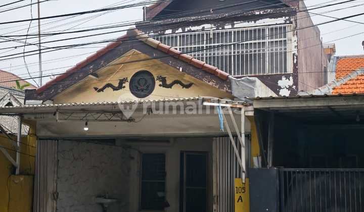 Rumah Mayjend Sungkono Strategis Depan Mayapada Hospital