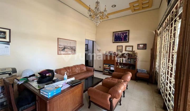 Rumah Dharmahusada Indah Utara Furnish