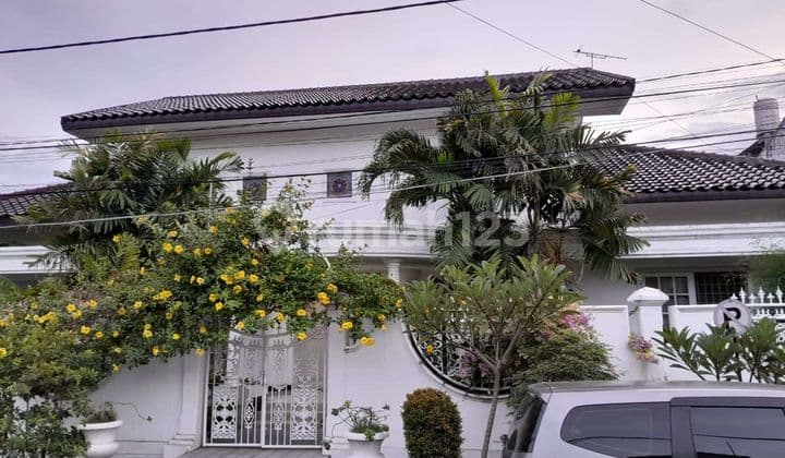 Dijual Rumah Mewah Manyar Tirtoyoso Full Furnished!!!!