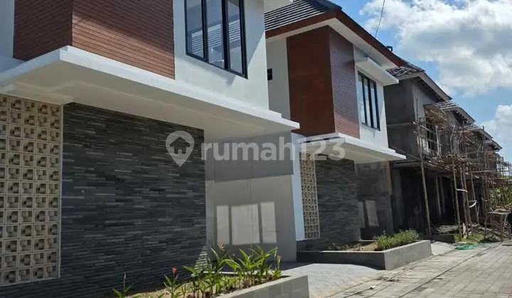 Dijual Rumah Lokasi di Imam Bonjol Harga 3,2M
