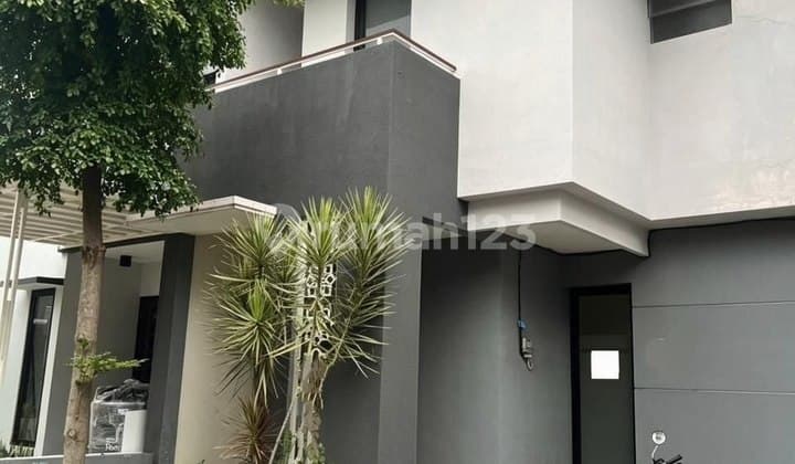 For Rent: 2-Story House in Tunggulwulung, Lowokwaru, Malang City