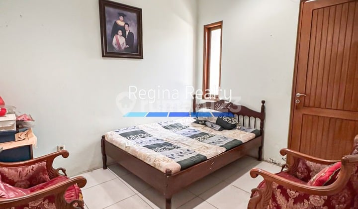 For Sale, House in Kembangan, West Jakarta