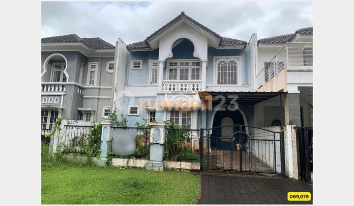 Di Jual Rumah 2 Lantai di Legenda Wisata Cibubur