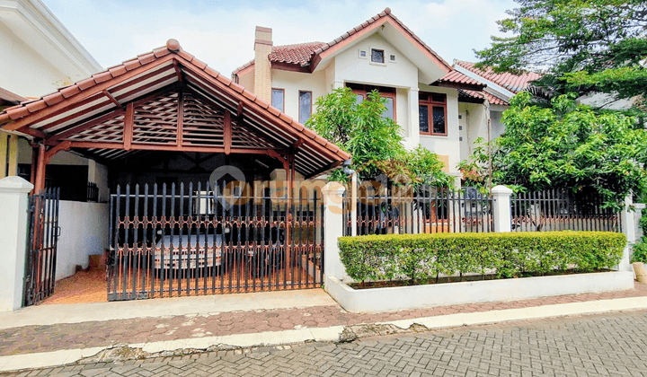 Di Sewakan Rumah Semi Furnish Rapih di Raffles Hills Cibubur