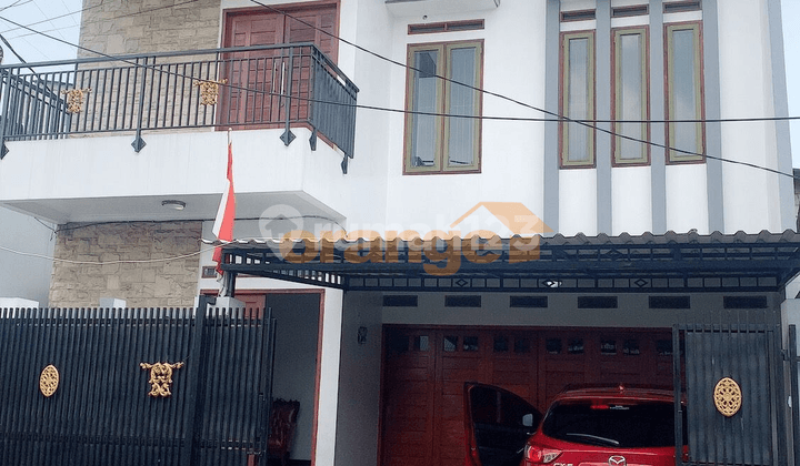 Di Jual Rumah Bagus Terletak di Tengah Kota Jakarta Selatan