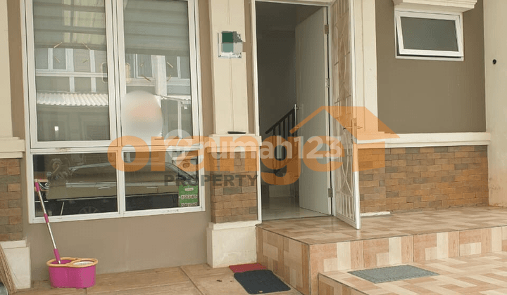 Di Jual Rumah 2 Lantai Full Furnished di Kota Wisata Cibubur