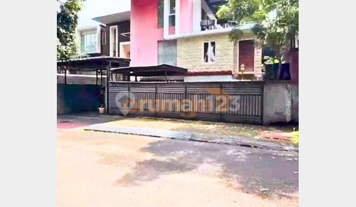 Di Jual Rumah 3 Lantai Siap Huni di Samping Transmall Cibubur